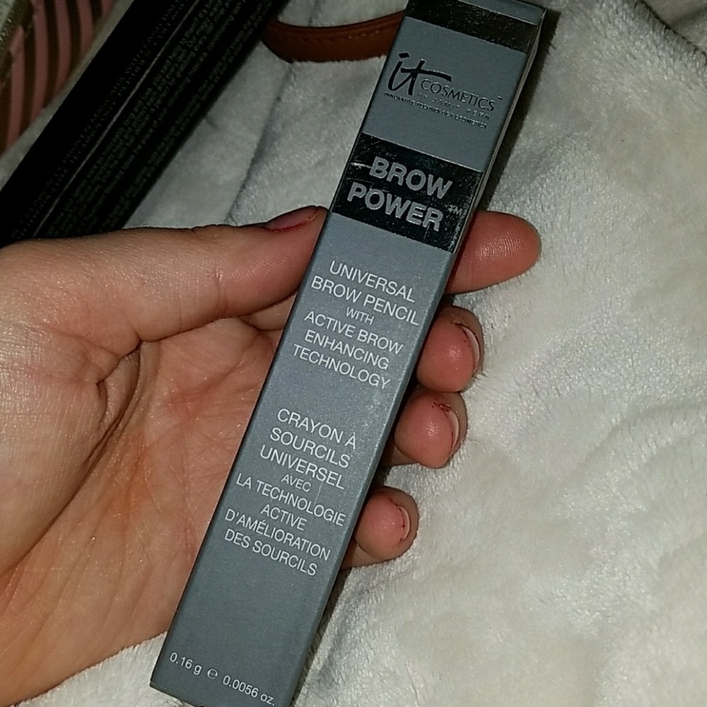 It cosmetics universal brow power pencil